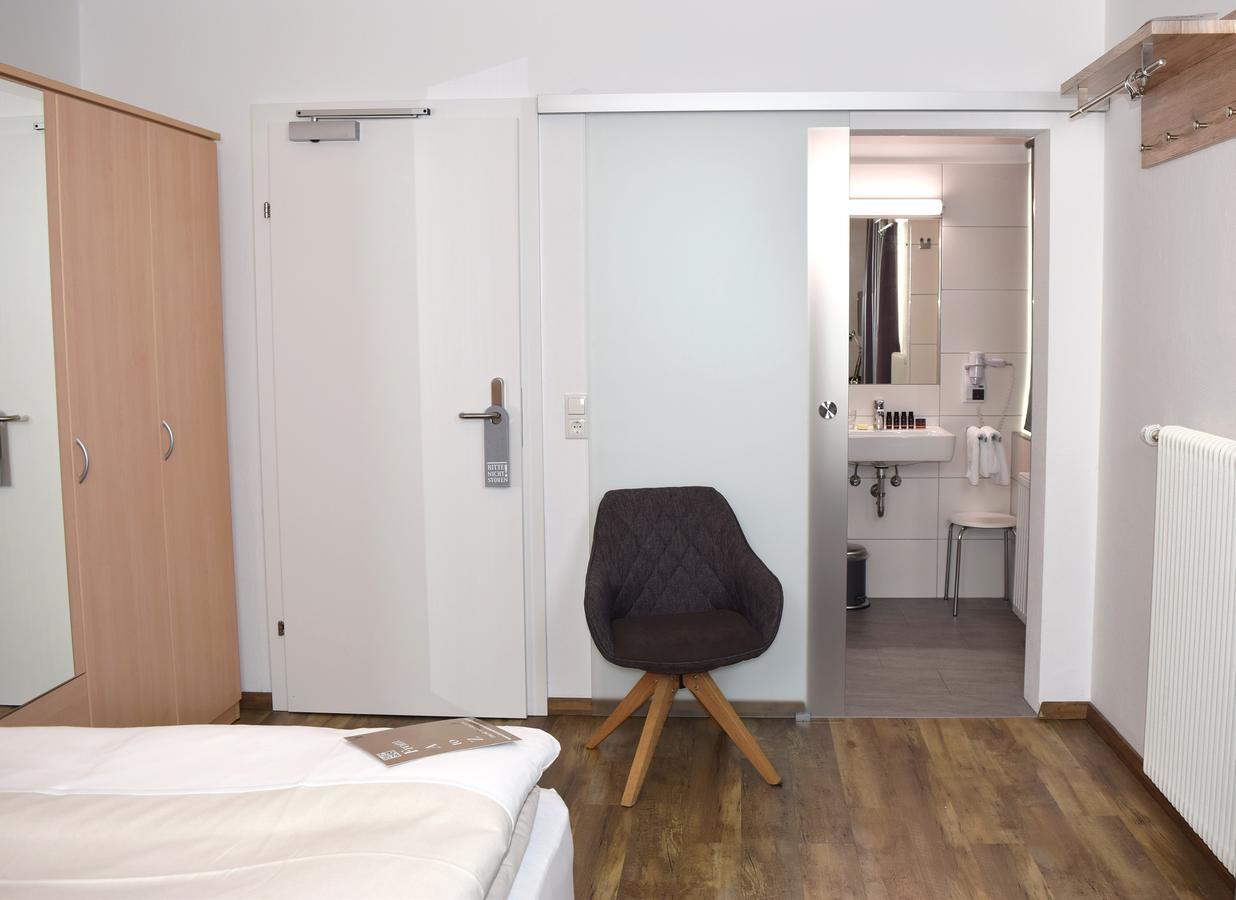 Hotel Kronenhirsch Russbach am Pass Gschuett Luaran gambar