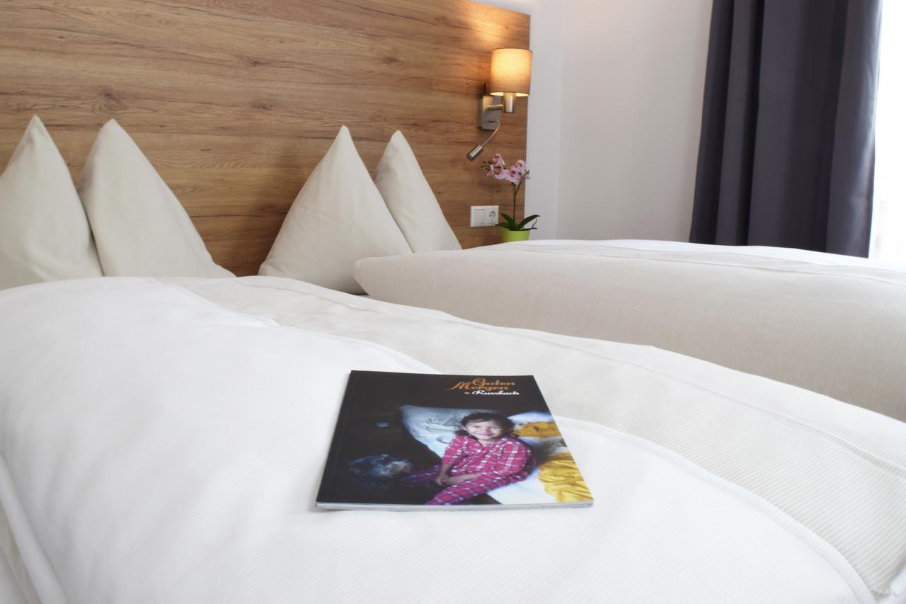 Hotel Kronenhirsch Russbach am Pass Gschuett Luaran gambar